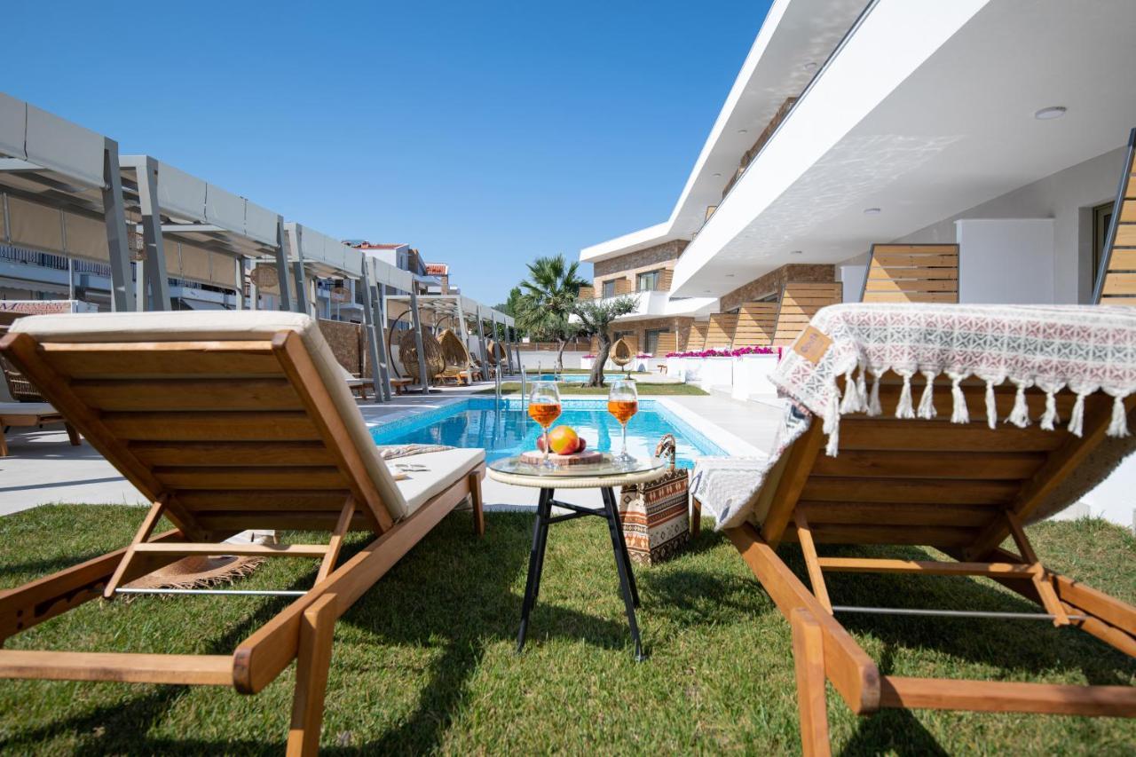 Imagine Luxury Suites Nikiti  Extérieur photo