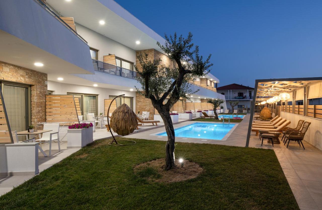 Imagine Luxury Suites Nikiti  Extérieur photo