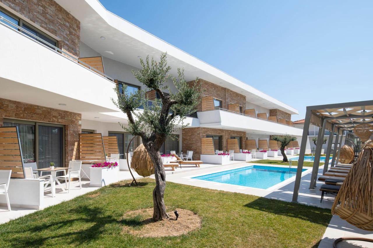 Imagine Luxury Suites Nikiti  Extérieur photo