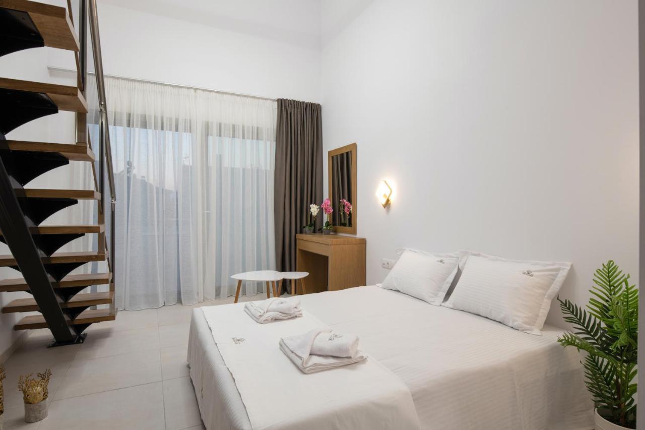 Imagine Luxury Suites Nikiti  Extérieur photo