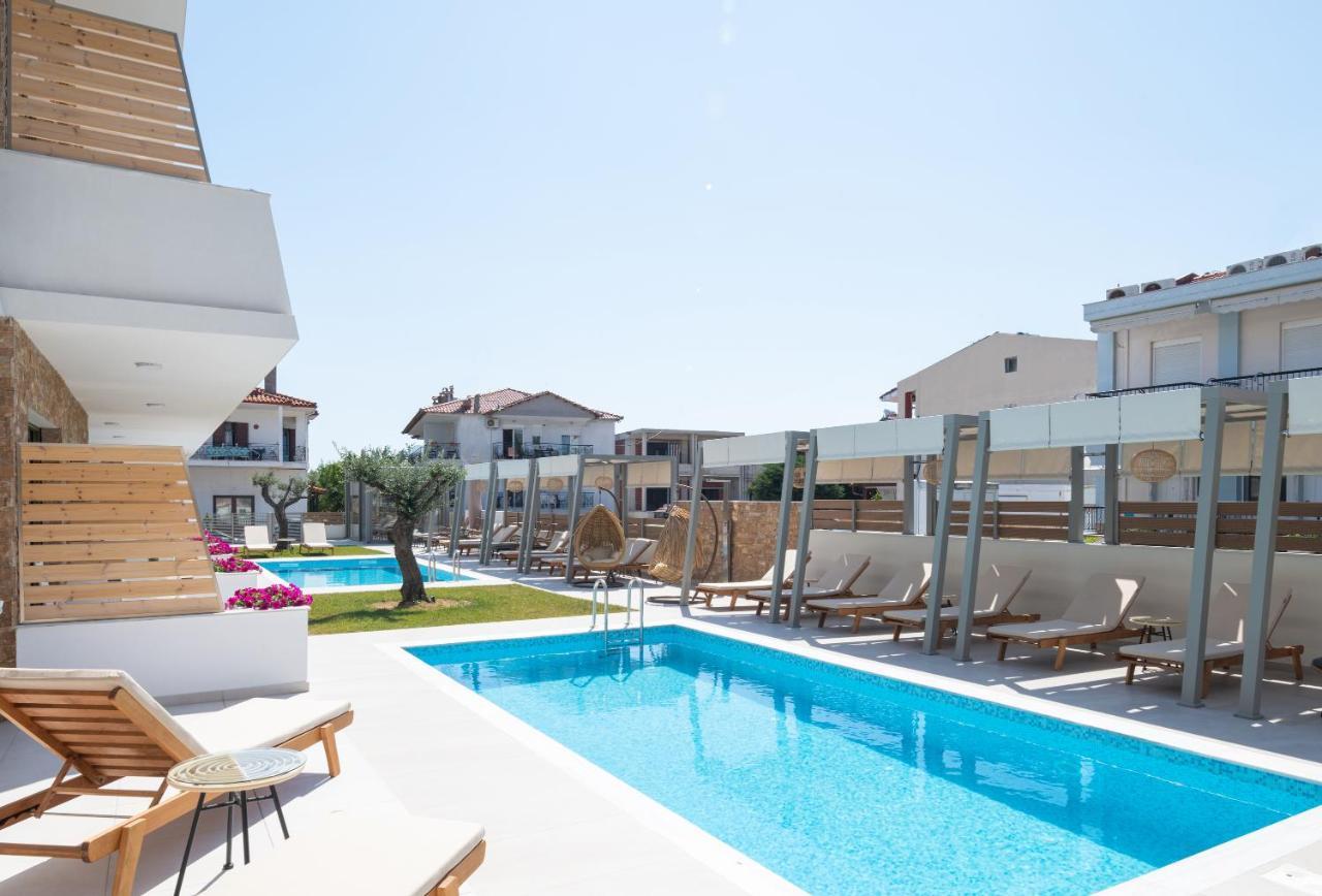 Imagine Luxury Suites Nikiti  Extérieur photo
