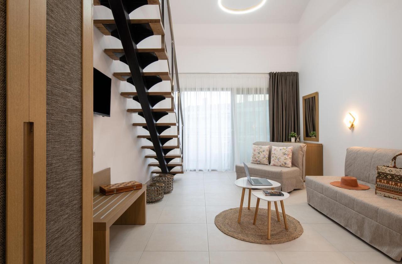 Imagine Luxury Suites Nikiti  Extérieur photo